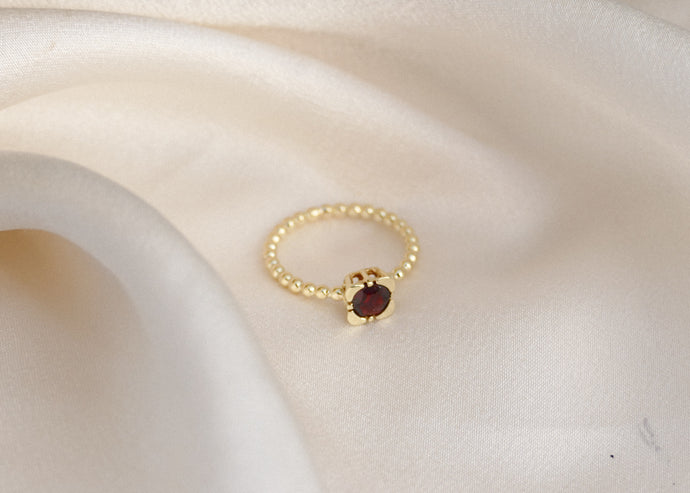 Van sieraden van haar oma, een prachtige ring voor haar gesmeed 💓