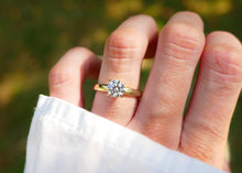 Afbeelding in Gallery-weergave laden, echt gouden ring met briljant geslepen lab grown diamant van 1 crt | 14 karaat geel goud
