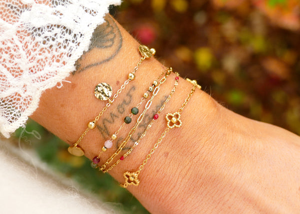 goudkleurig 3 in 1 armbandje met fijne bordeaux mineralen | stainless steel