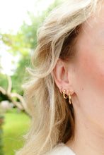 Afbeelding in Gallery-weergave laden, oorringen met patroon van echt zilver + laagje goud 16 mm