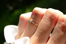 Afbeelding in Gallery-weergave laden, echt geel gouden ring met blauwe aquamarijn | 14 krt geel goud