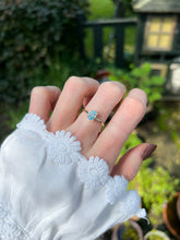 Afbeelding in Gallery-weergave laden, echt gouden ring met blauwe topaas | 14 krt geel goud