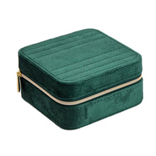Afbeelding in Gallery-weergave laden, kleine groen velvet sieradenbox