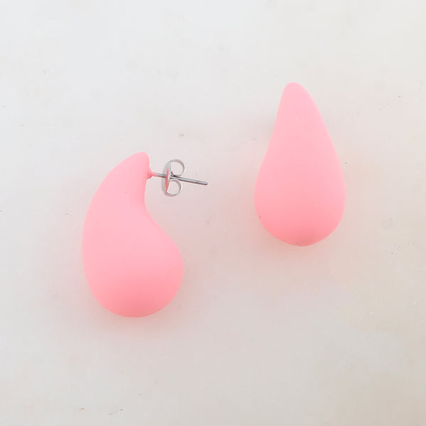 licht roze druppel oorhangers | stainless steel