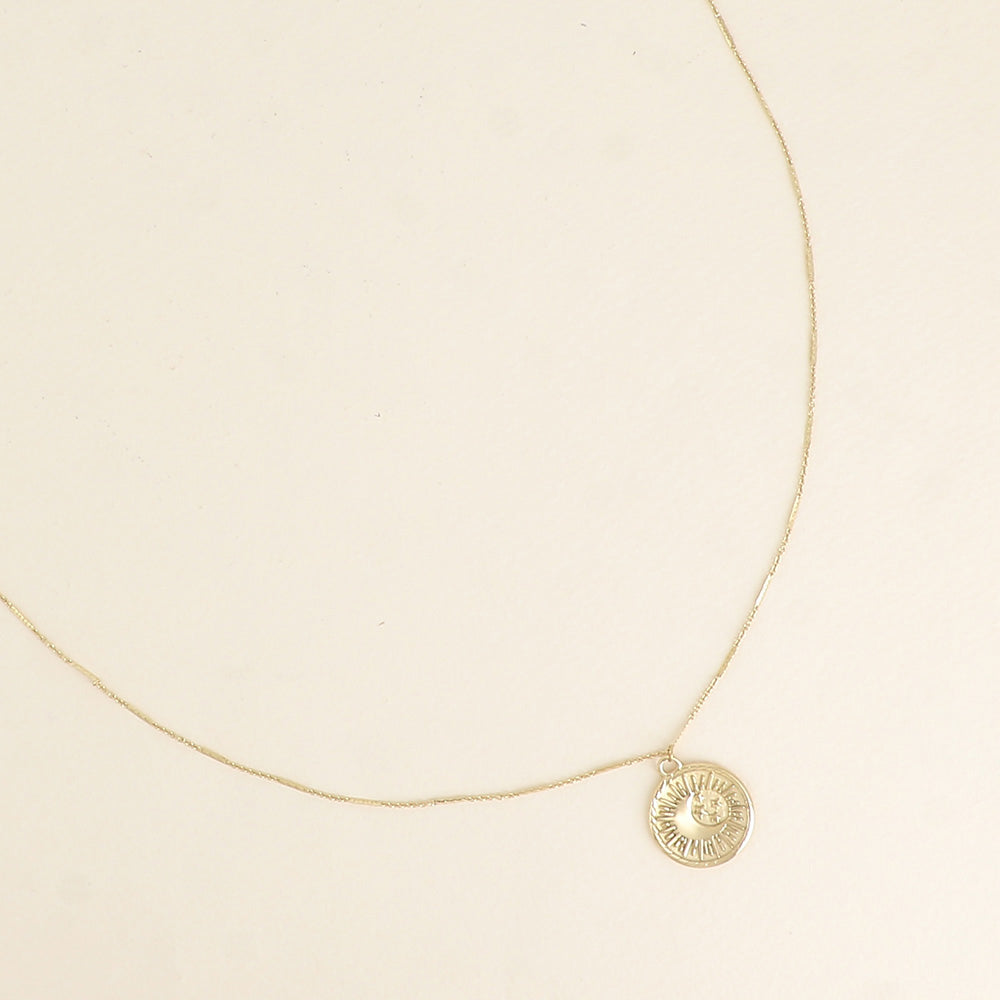 fijn goudkleurig collier met zon / maan 🌞 stainless steel