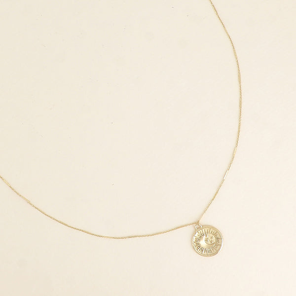 fijn goudkleurig collier met zon / maan 🌞 stainless steel