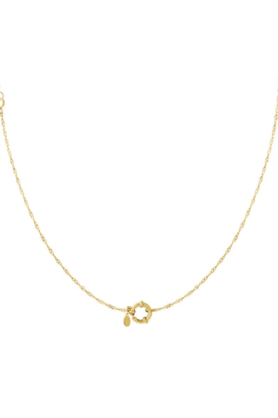 goudkleurig half lang schakel collier met groot slot | 60 cm