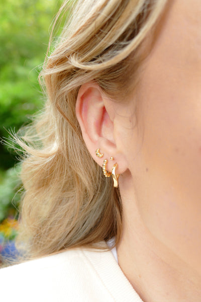 verguld gouden gladde wave oorringen | echt zilver | 15 mm