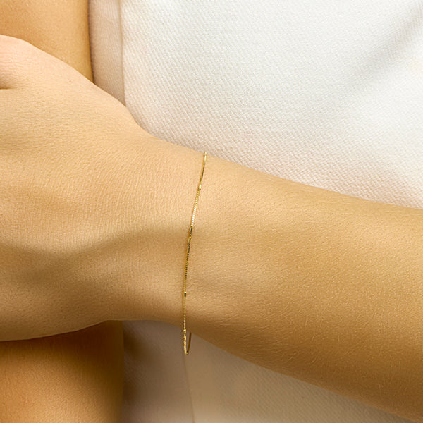 fijn goud venetiaans schakel armbandje met kleine staafjes | 14 krt geel goud