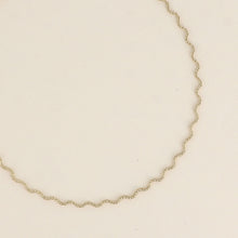 Afbeelding in Gallery-weergave laden, goudkleurig fijn wave collier stainless steel
