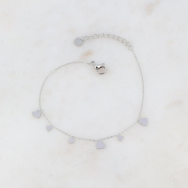 fijn zilverkleurig armbandje met gladde hartjes stainless steel