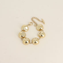 Afbeelding in Gallery-weergave laden, goudkleurige  grote bollen armband van stainless steel
