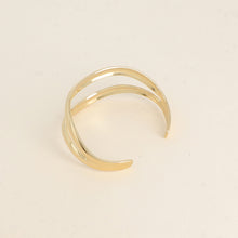 Afbeelding in Gallery-weergave laden, goudkleurige cuff van stainless steel
