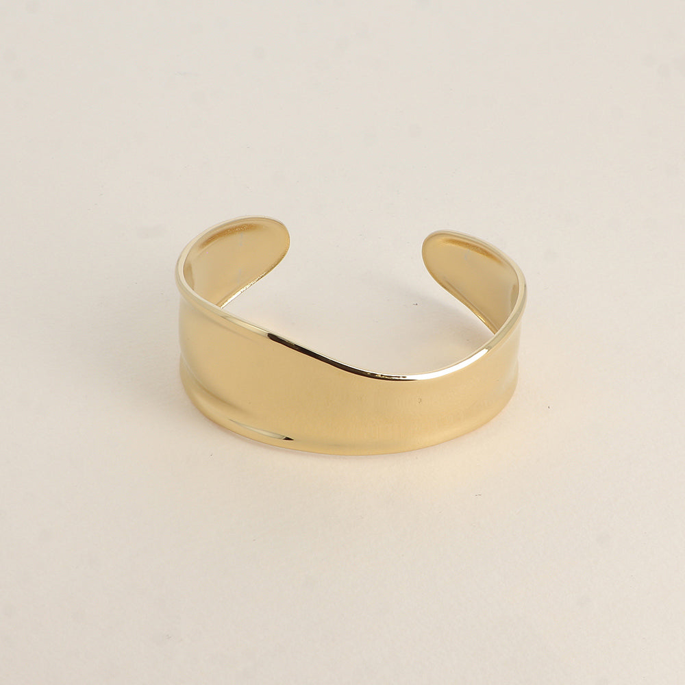 goudkleurige cuff van stainless steel