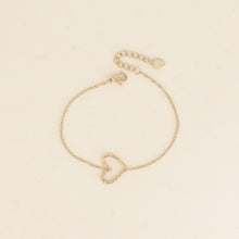 Afbeelding in Gallery-weergave laden, goudkleurige fijn armbandje met groot open hart | stainless steel
