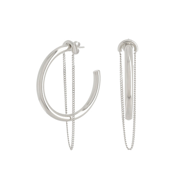 gladde zilverkleurige brede oorringen met kettinkje 40 mm | stainless steel