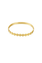 Afbeelding in Gallery-weergave laden, goudkleurgie bangle met bloemetjes | stainless steel
