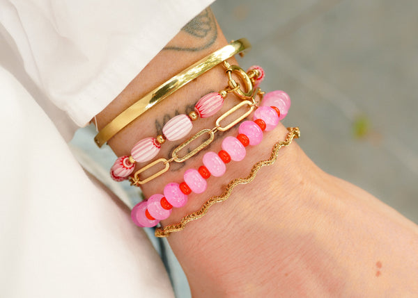 statement snoep roze kralen armband met groot slot