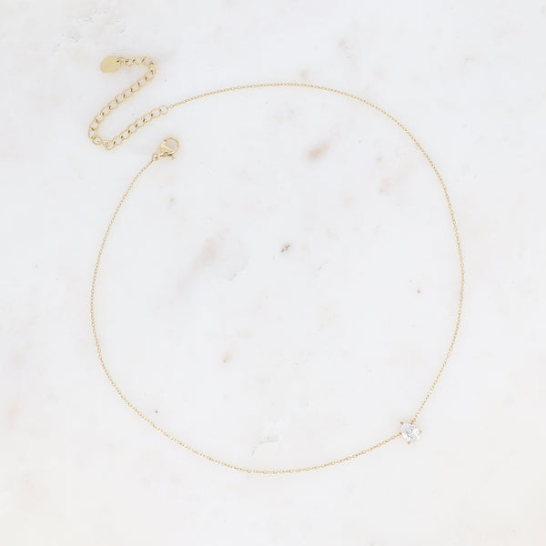 fijn goudkleurig collier met druppelvormig zirkonia steen | stainless steel