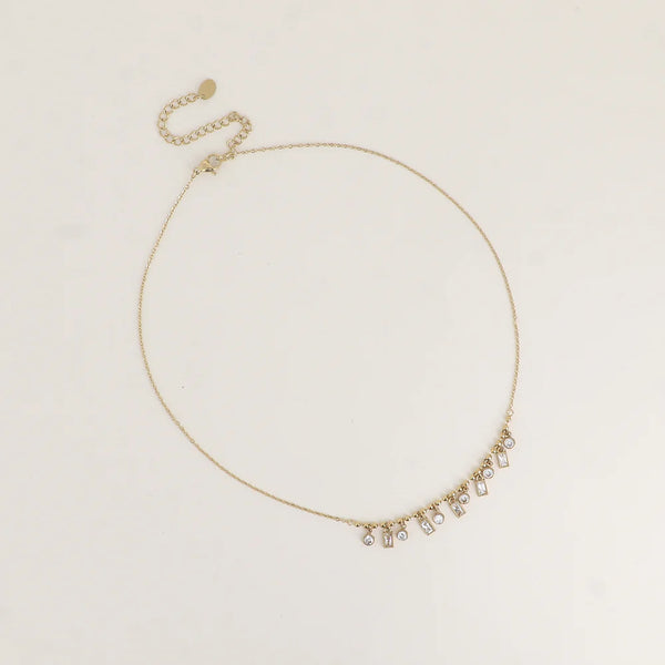 pre order! fijn goudkleurig collier met transparante stenen en bolletjes | stainless steel