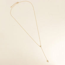 Afbeelding in Gallery-weergave laden, fijn goudkleurig Y collier met dichte hartjes 💗 stainless steel
