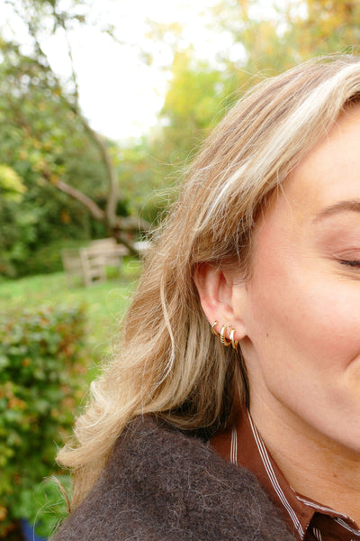 verguld gouden gladde wave oorringen | echt zilver | 11.5 mm