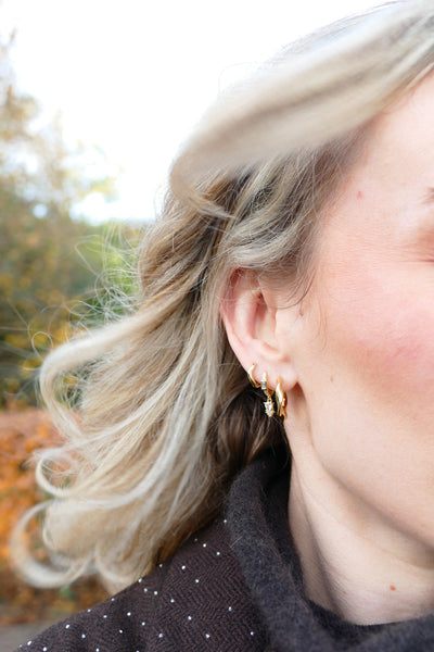 goudkleurige oorringen met transparante steentjes hangers | echt zilver + laagje goud