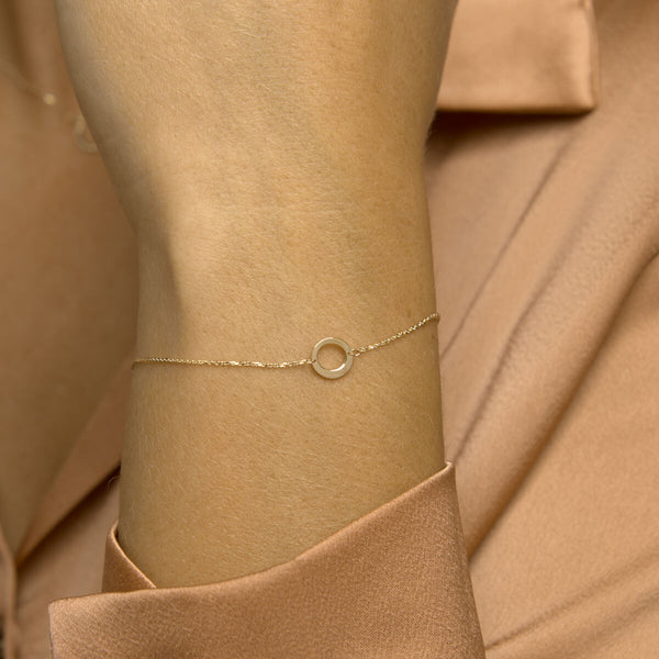 fijn armbandje met open cirkel 14 krt geel goud