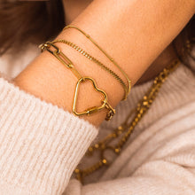 Afbeelding in Gallery-weergave laden, goudkleurige schakel armband met groot hart | stainless steel
