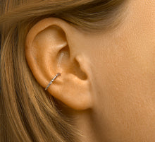 Afbeelding in Gallery-weergave laden, gevlochten earcuff vervaardigd van echt zilver
