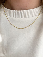 Afbeelding in Gallery-weergave laden, 1.2 mm gourmette lengte collier 14 karaat geel goud
