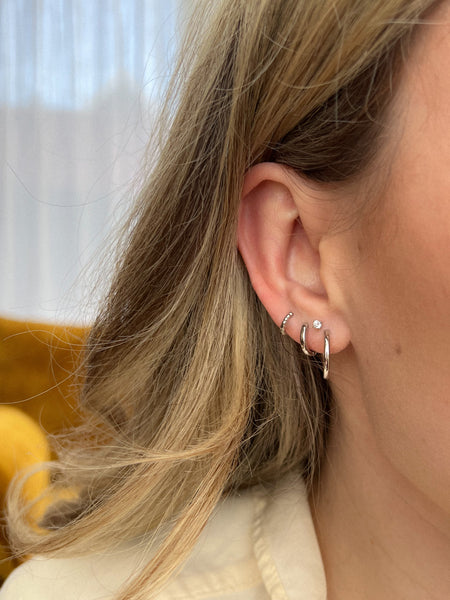 bovenste oorgaatje |  stainless steel kleine steentjes oorknopjes