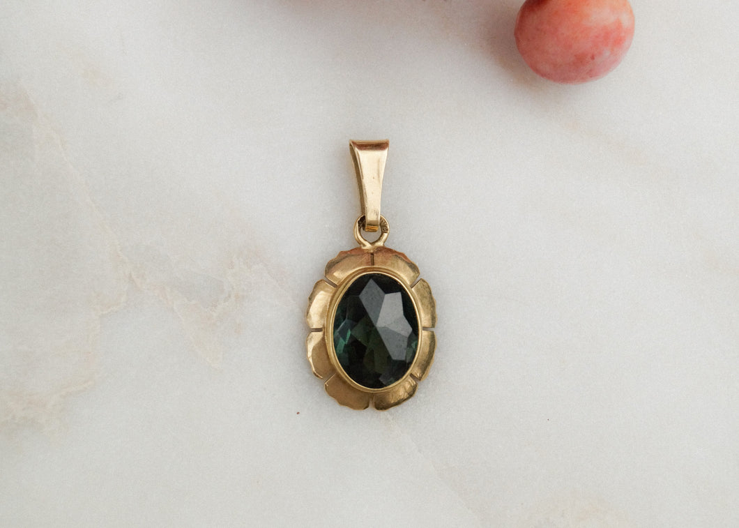 vintage hanger van 14 karaat geel goud met toermalijn